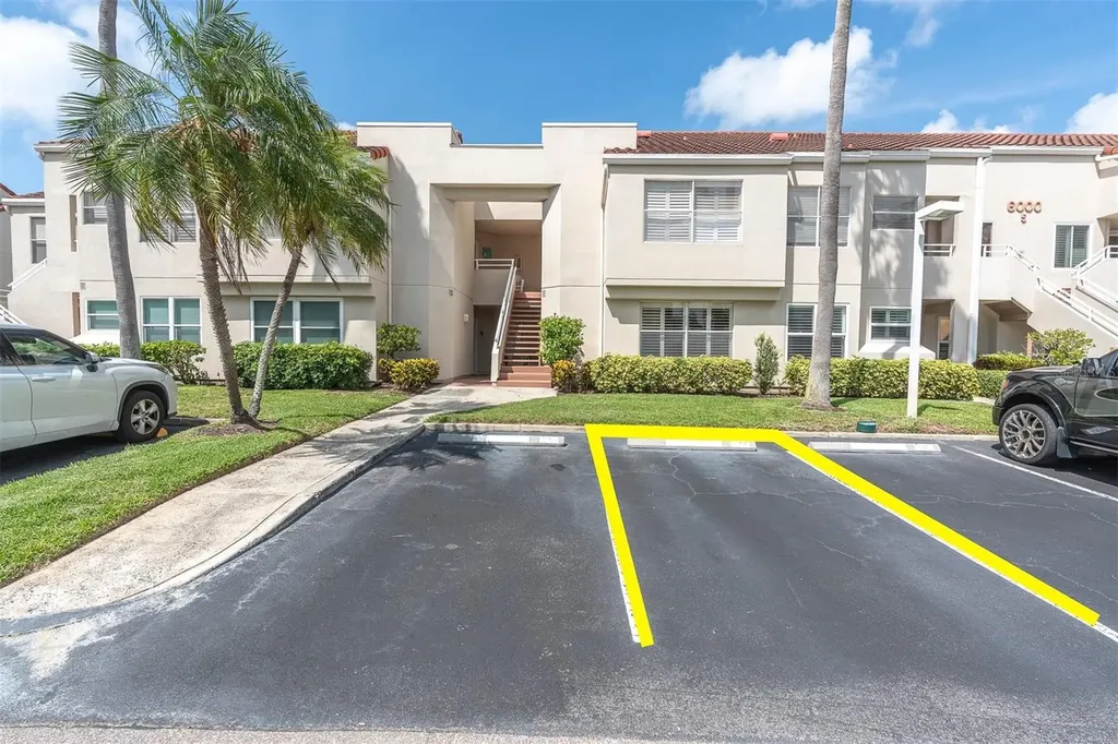 6000 Bahia Del Mar Circle St Petersburg FL 33715