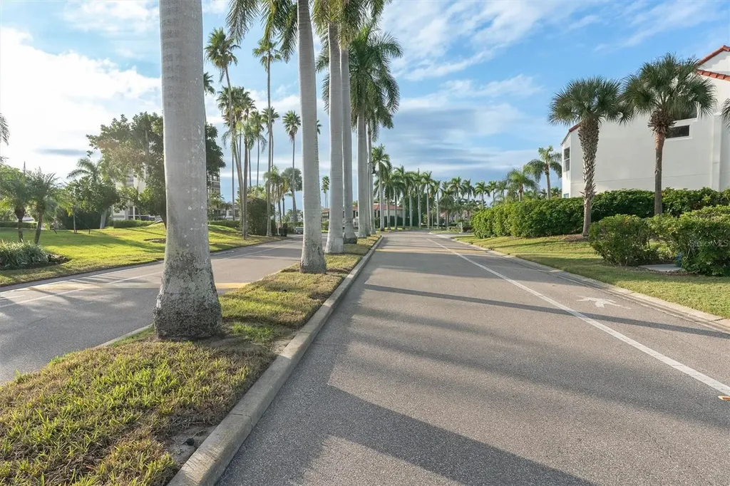 6000 Bahia Del Mar Circle Tierra Verde FL 33715