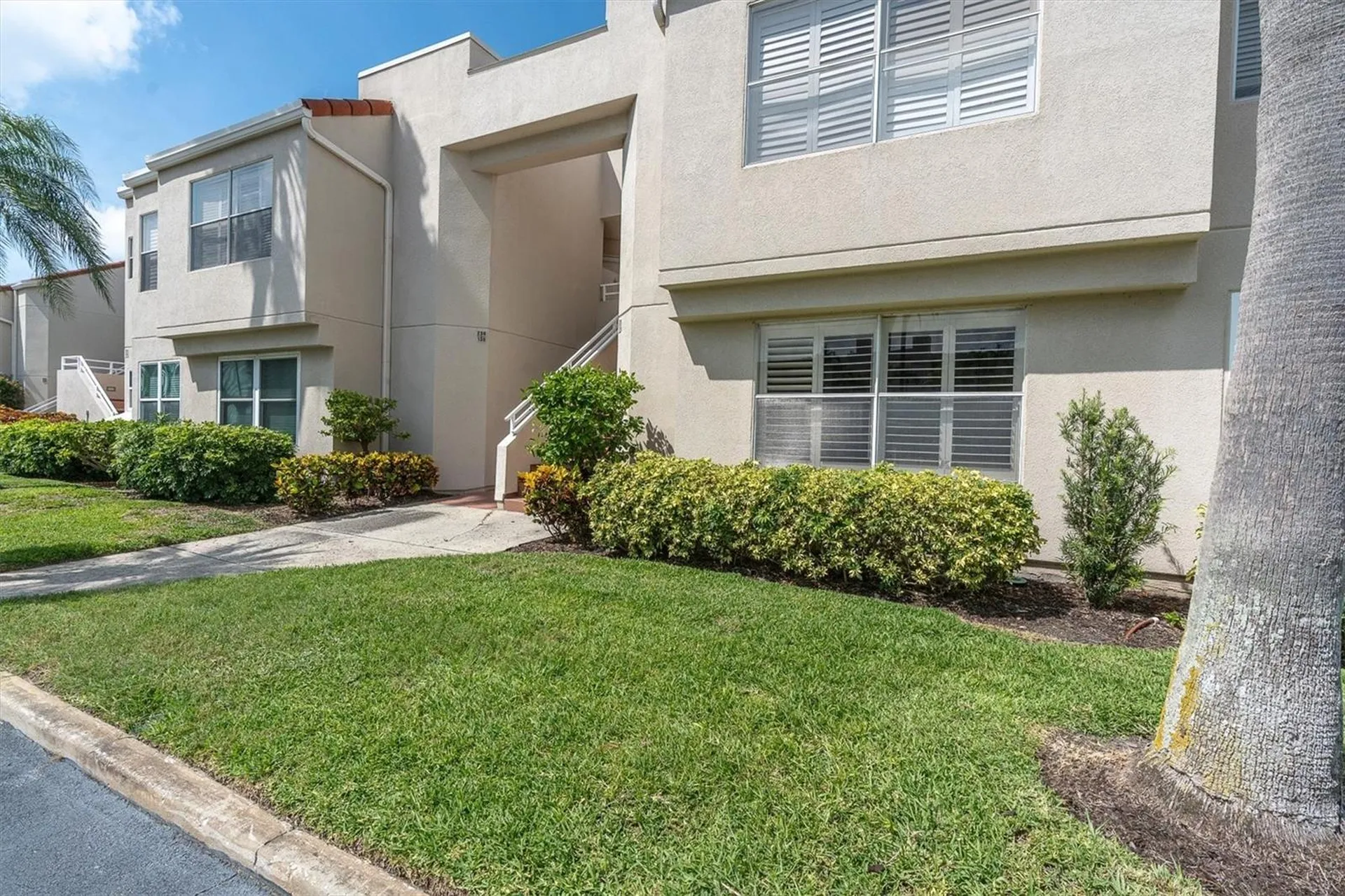 6000 Bahia Del Mar Circle St Petersburg FL 33715