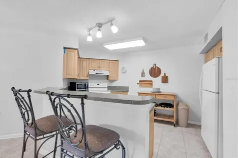 6000 Bahia Del Mar Circle St Petersburg FL 33715