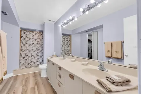 6000 Bahia Del Mar Circle St Petersburg FL 33715
