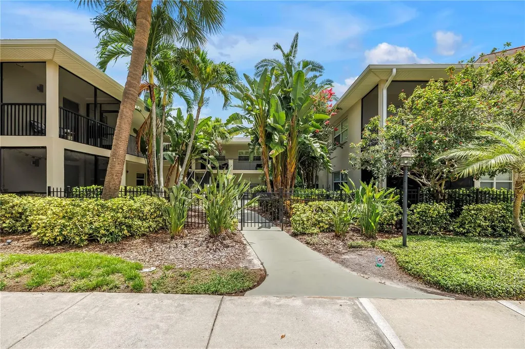 555 3rd Street N St Petersburg FL 33701