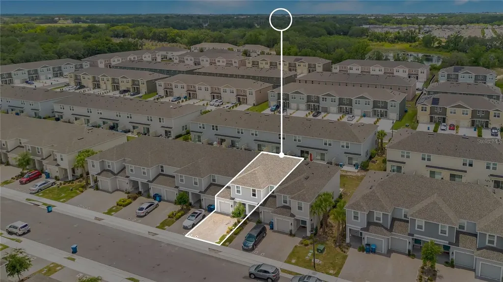 2986 Canary Avenue Davenport FL 33837