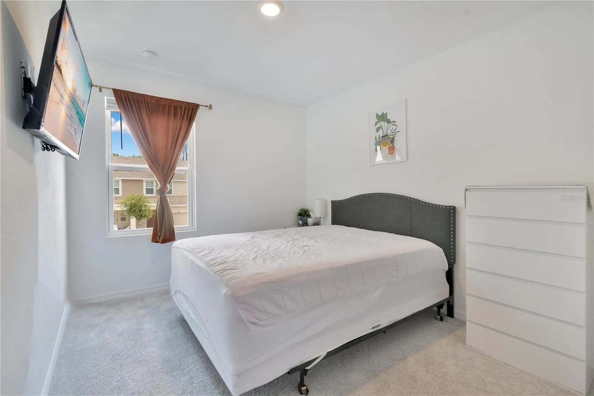 2986 Canary Avenue Davenport FL 33837