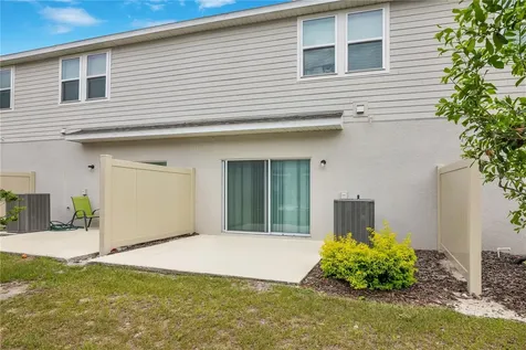 2986 Canary Avenue Davenport FL 33837