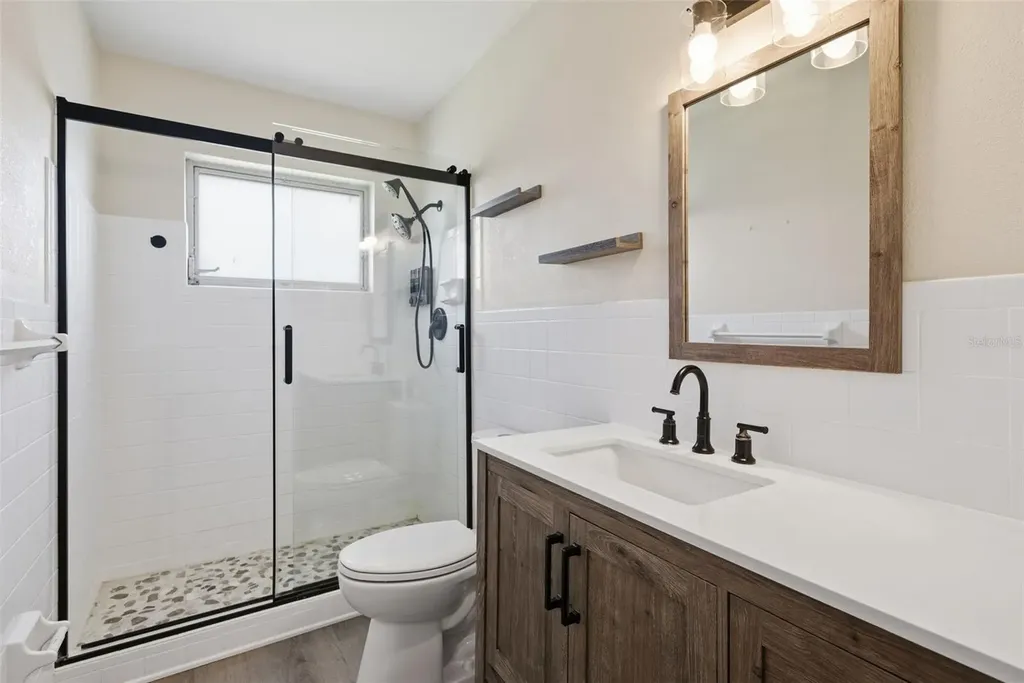 2434 Australia Way E Clearwater FL 33763