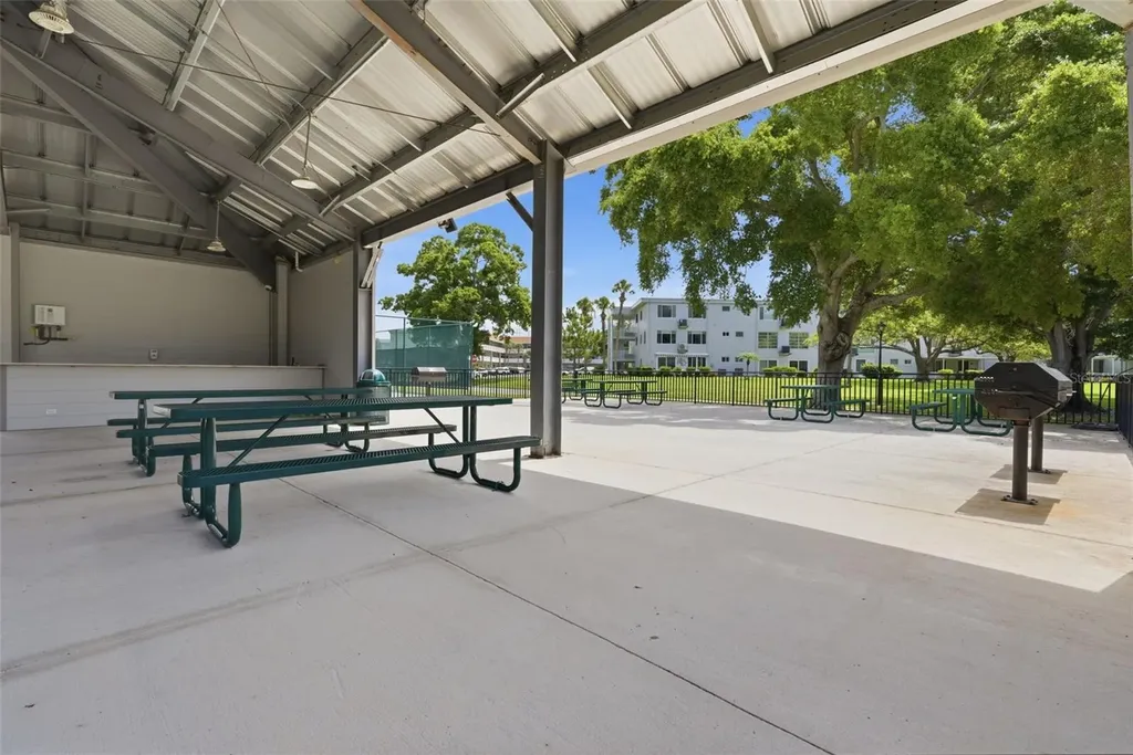2434 Australia Way E Clearwater FL 33763