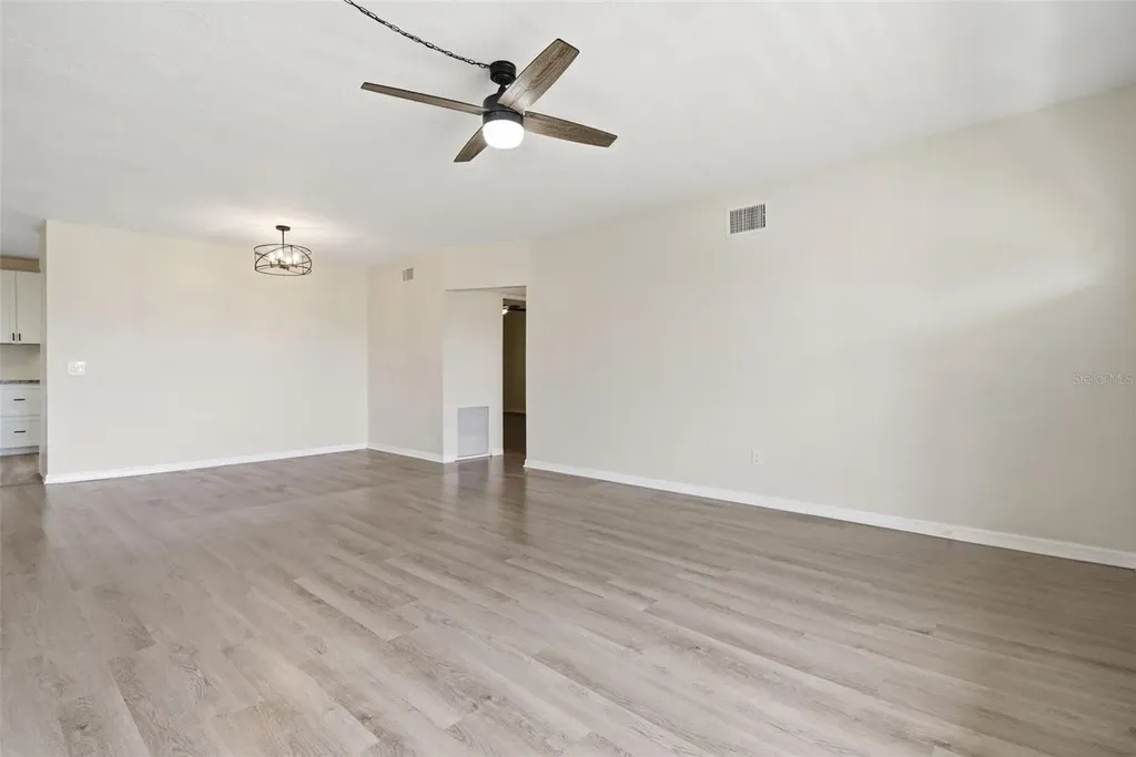 2434 Australia Way E Clearwater FL 33763