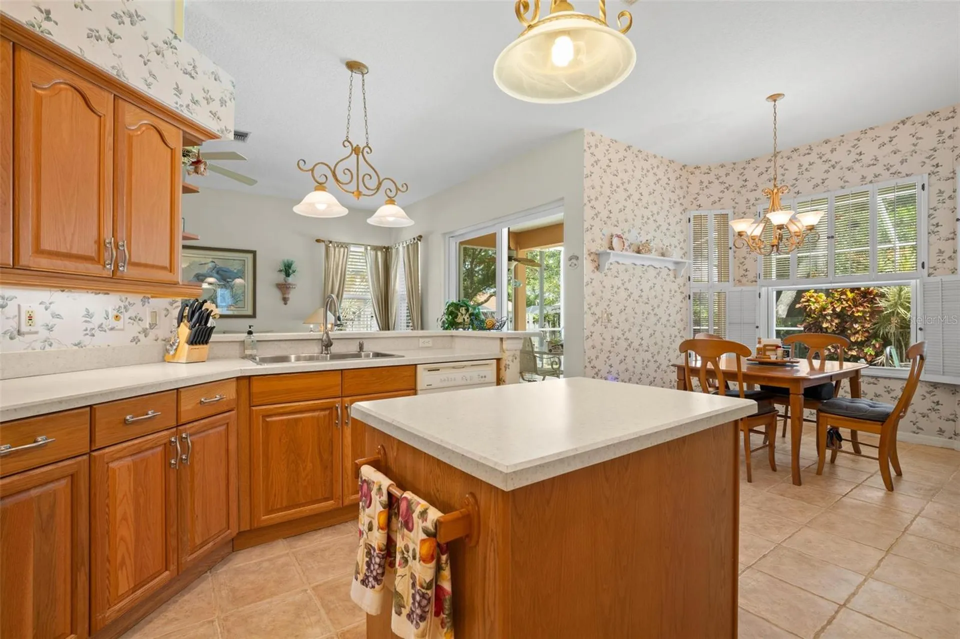 895 Whippoorwill Drive Palm Harbor FL 34683