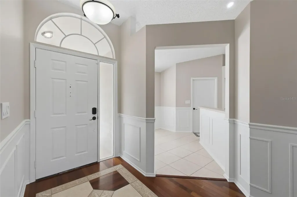 1512 Bay View Street Tarpon Springs FL 34689
