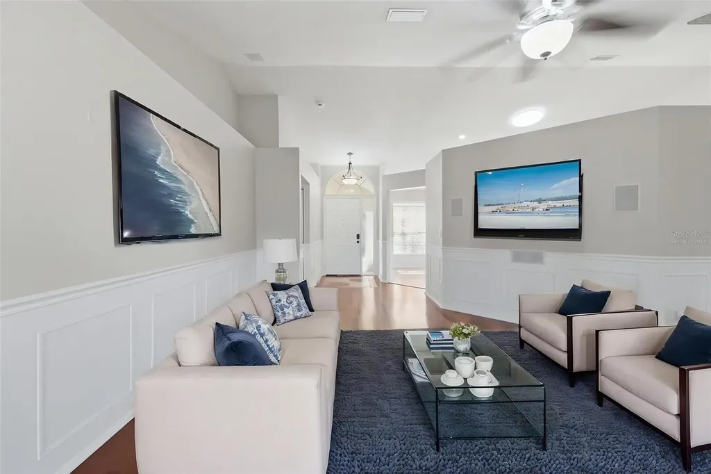 1512 Bay View Street Tarpon Springs FL 34689