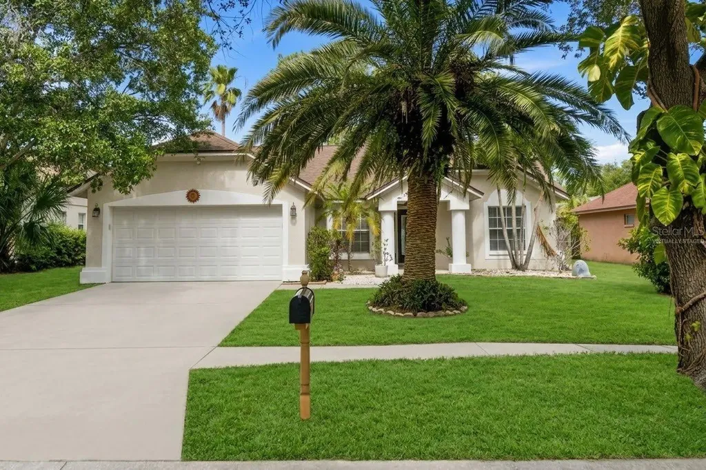 1512 Bay View Street Tarpon Springs FL 34689