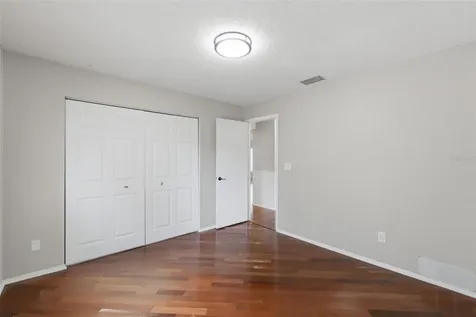 1512 Bay View Street Tarpon Springs FL 34689