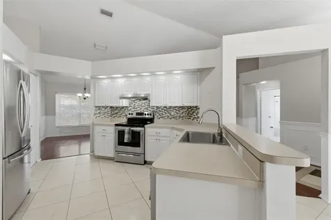 1512 Bay View Street Tarpon Springs FL 34689