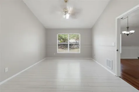 1512 Bay View Street Tarpon Springs FL 34689