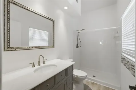 1512 Bay View Street Tarpon Springs FL 34689