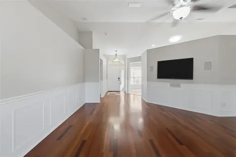 1512 Bay View Street Tarpon Springs FL 34689
