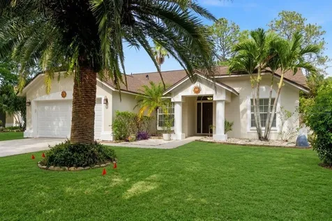 1512 Bay View Street Tarpon Springs FL 34689