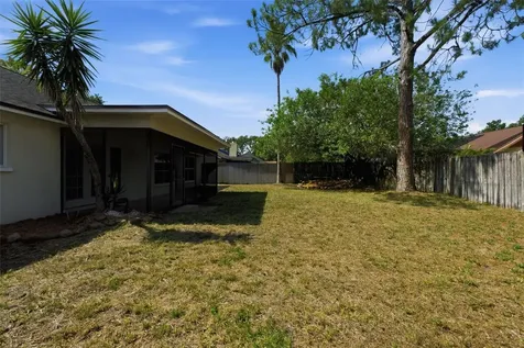 1512 Bay View Street Tarpon Springs FL 34689