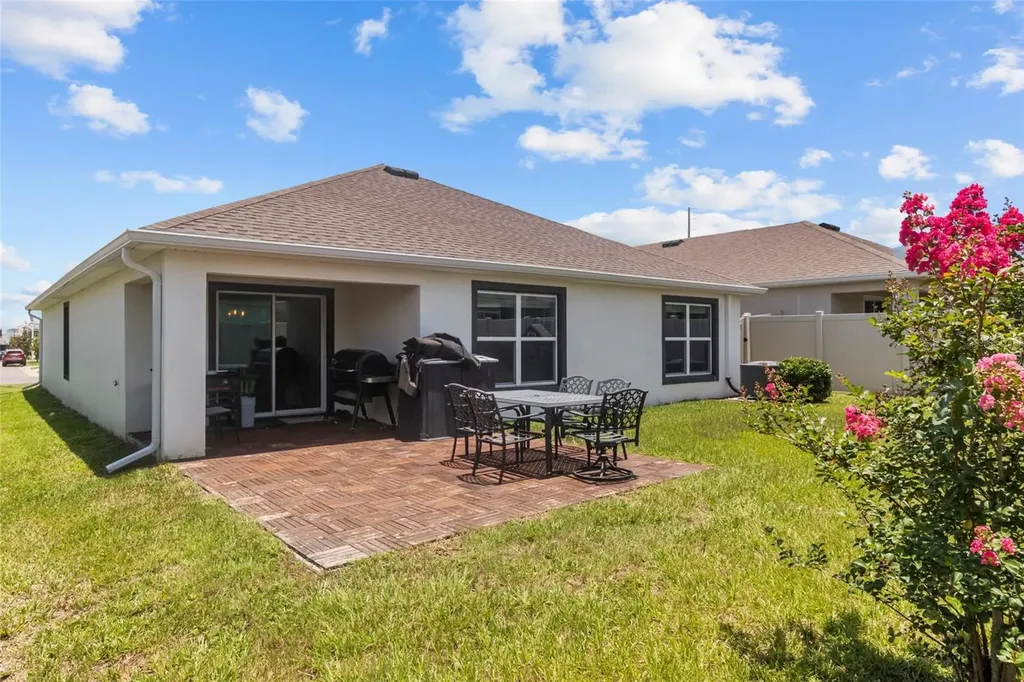 38386 Sonnet Landing Avenue Zephyrhills FL 33540