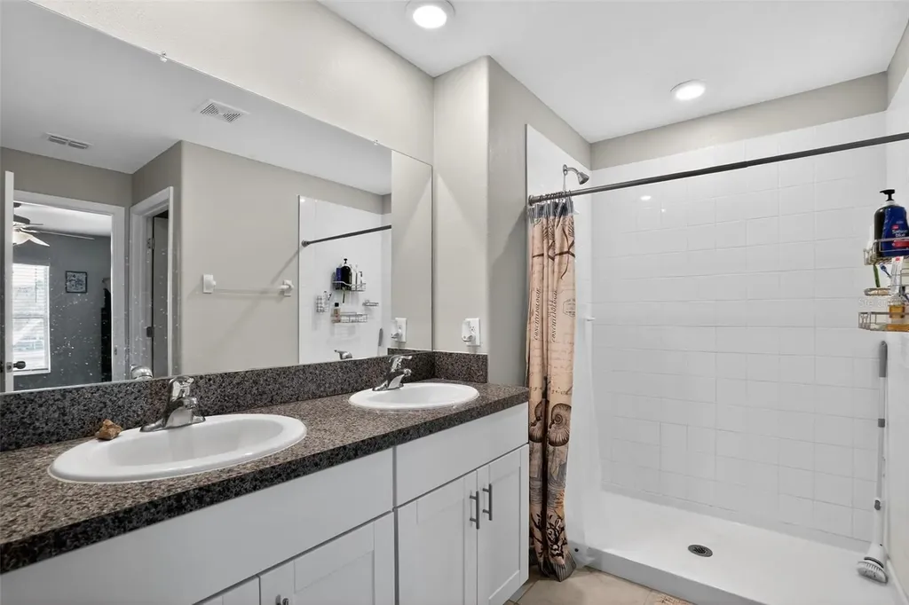 4507 Eternal Prince Drive Sun City Center FL 33573
