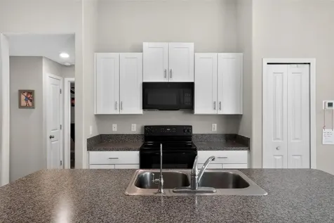 4507 Eternal Prince Drive Sun City Center FL 33573