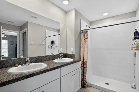 4507 Eternal Prince Drive Sun City Center FL 33573