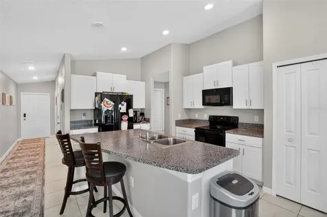4507 Eternal Prince Drive Sun City Center FL 33573