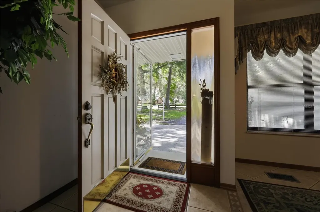 561 SE 28th Street Melrose FL 32666