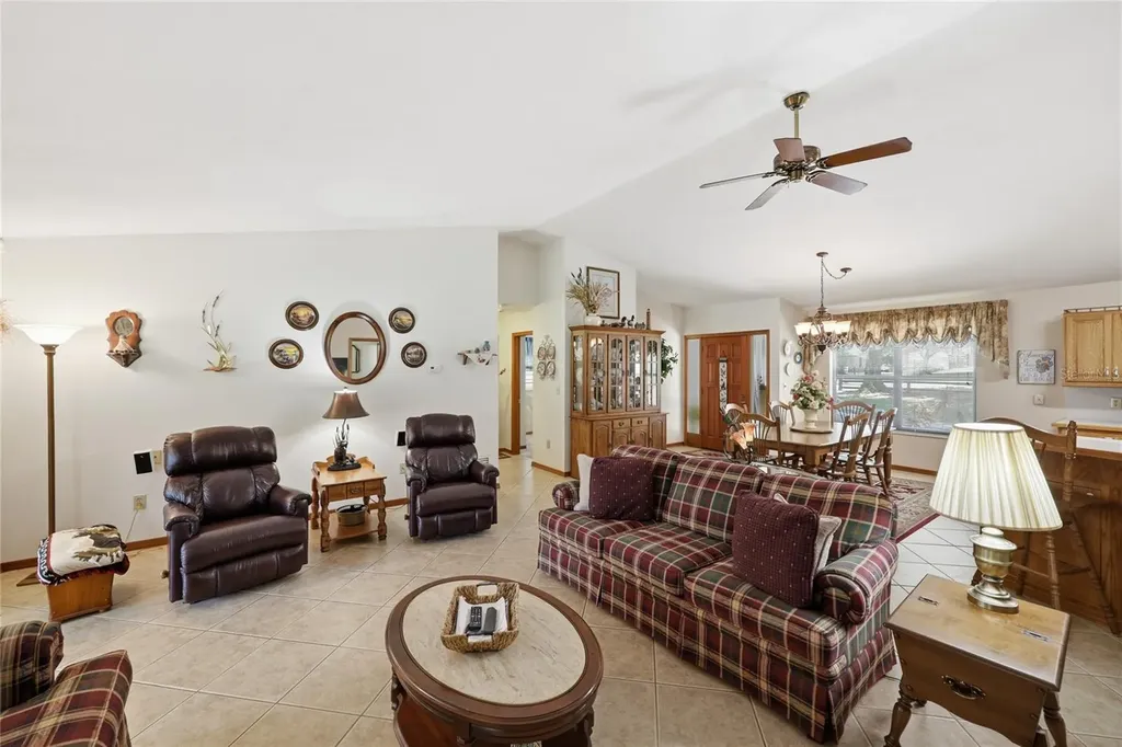 561 SE 28th Street Melrose FL 32666