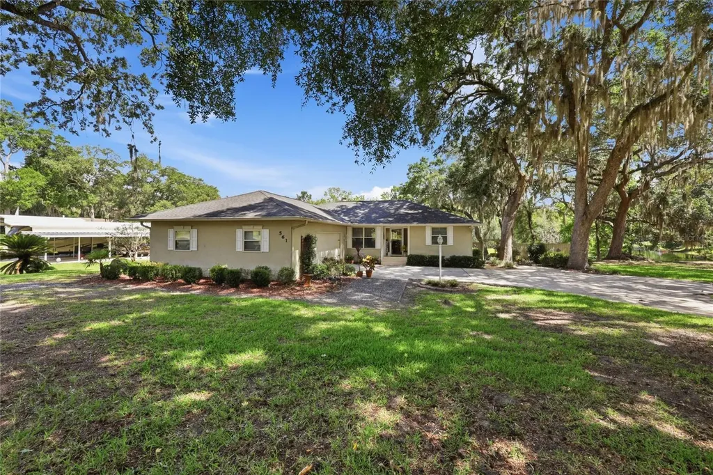 561 SE 28th Street Melrose FL 32666