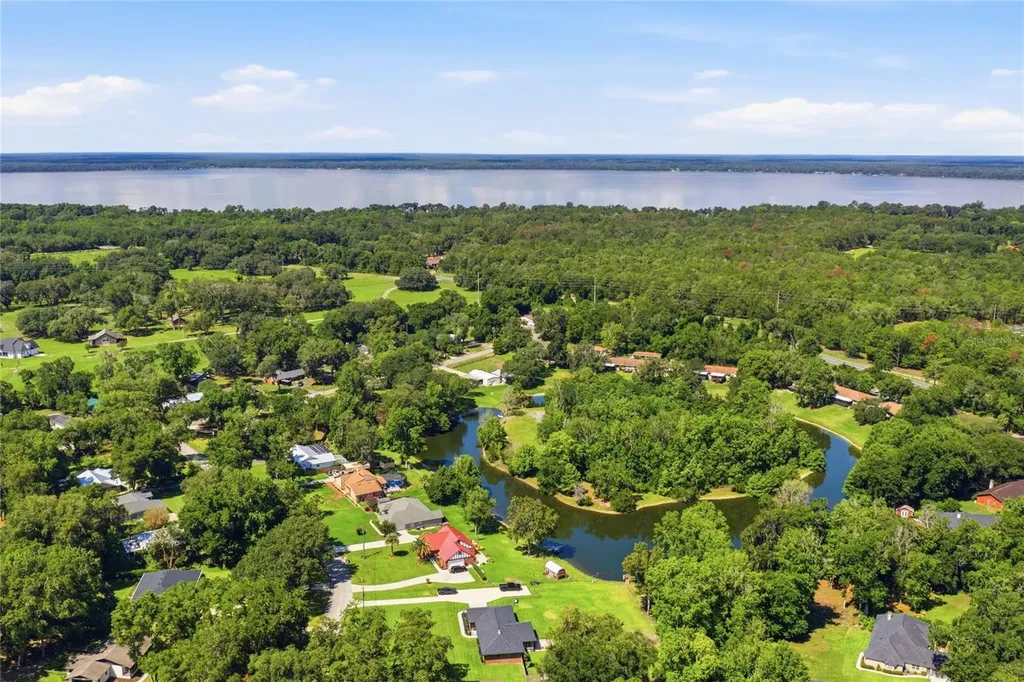 561 SE 28th Street Melrose FL 32666