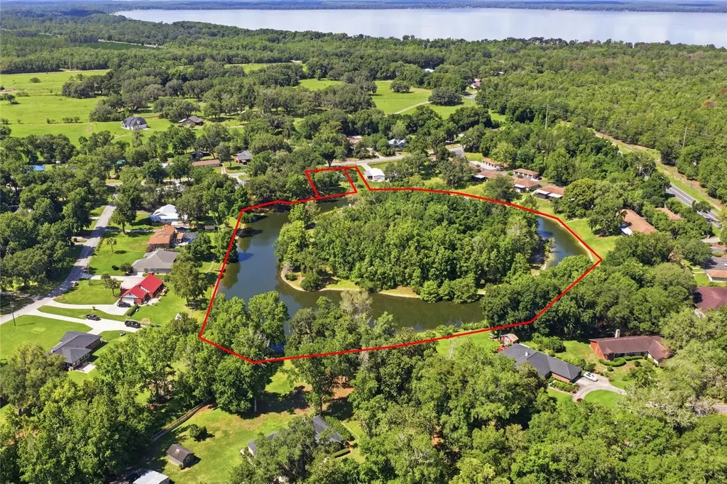 561 SE 28th Street Melrose FL 32666