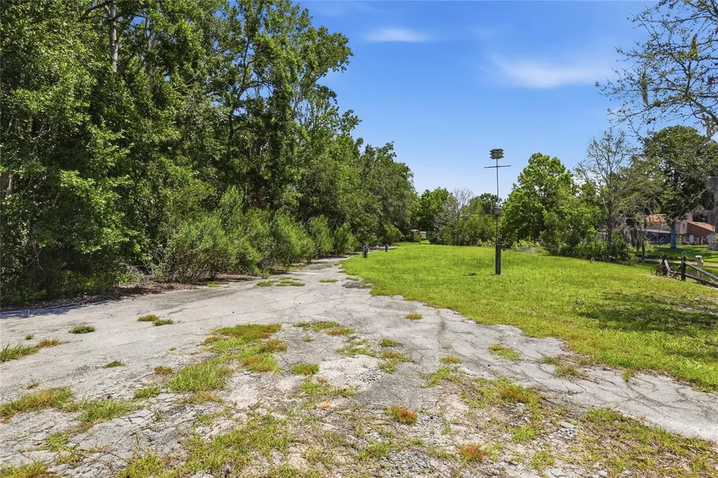 561 SE 28th Street Melrose FL 32666