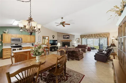 561 SE 28th Street Melrose FL 32666