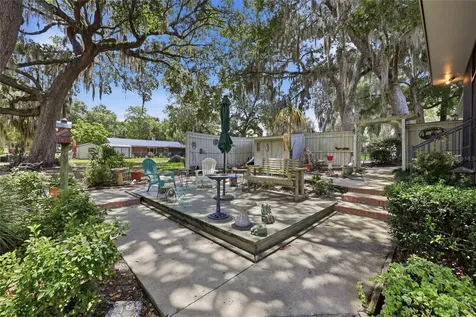 561 SE 28th Street Melrose FL 32666