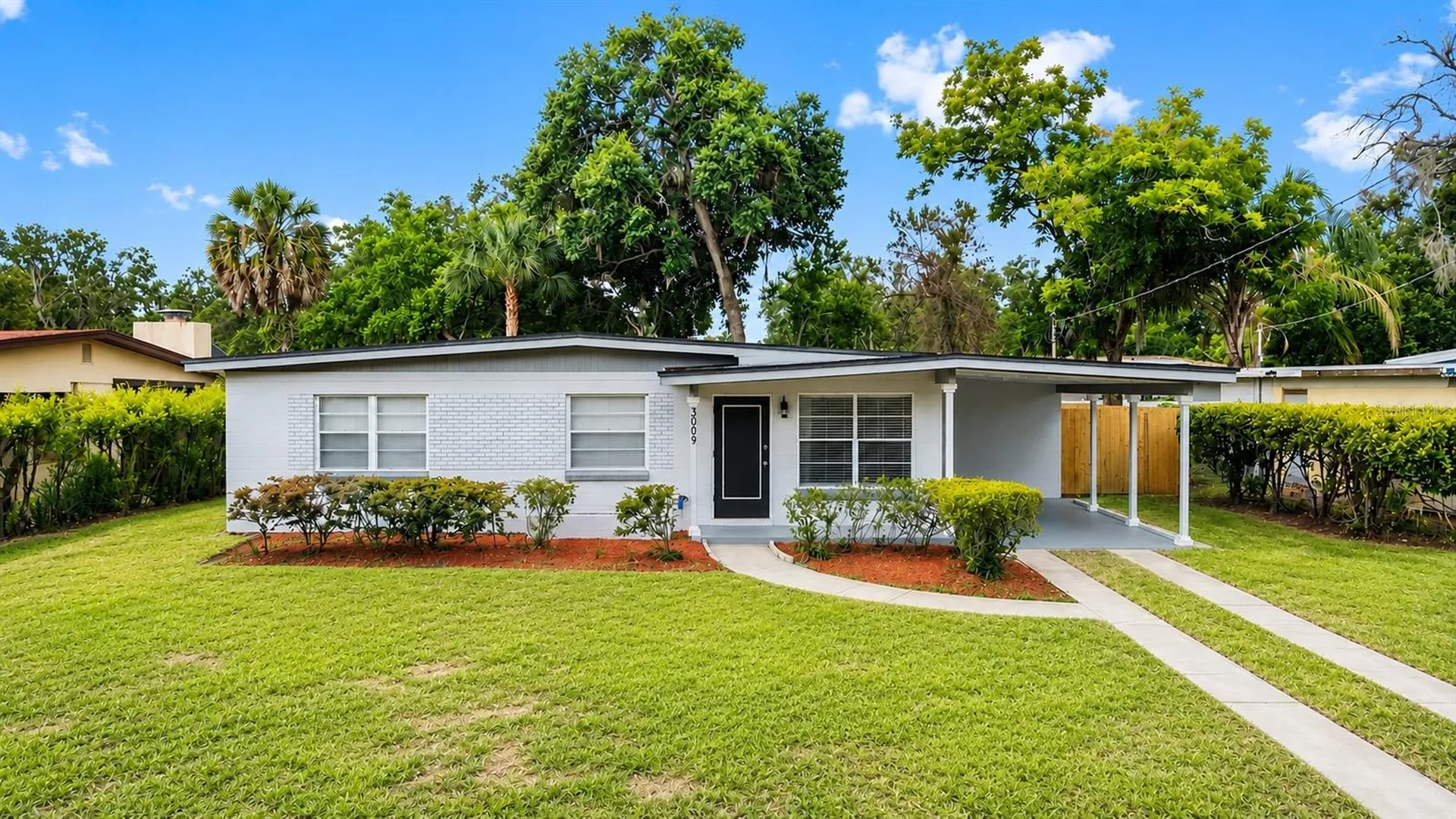 3009 E Flora Street Tampa FL 33610