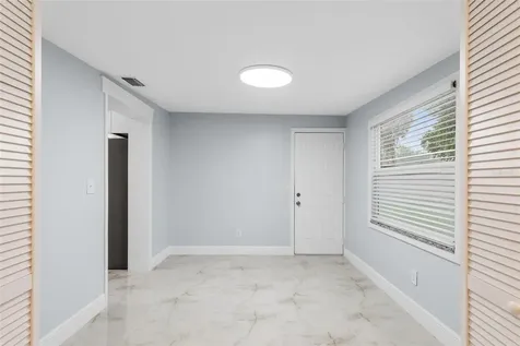 3009 E Flora Street Tampa FL 33610