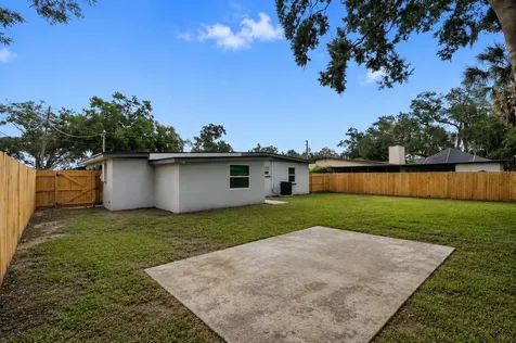 3009 E Flora Street Tampa FL 33610