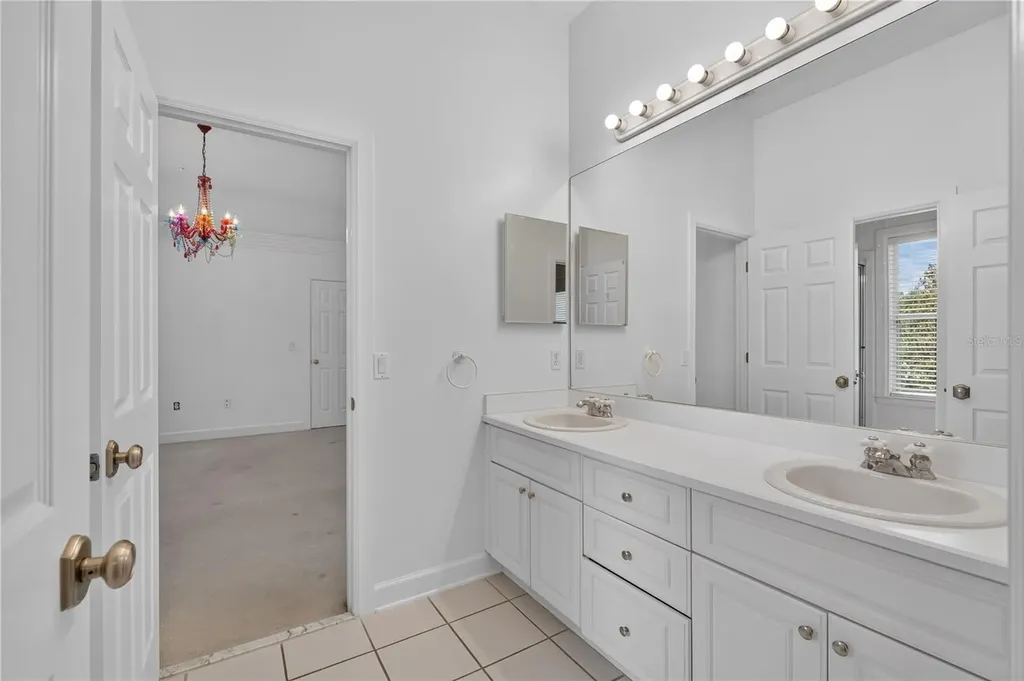 3915 SW 95th Terrace Gainesville FL 32608