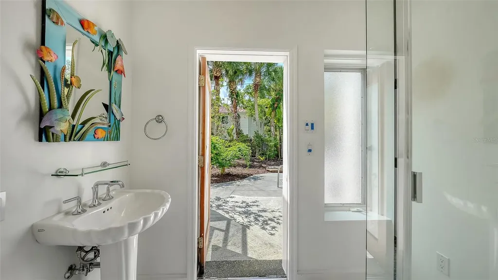 1770 S Oval Drive Sarasota FL 34239