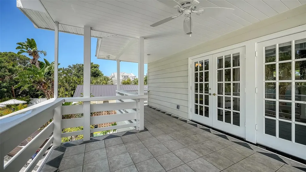 1770 S Oval Drive Sarasota FL 34239