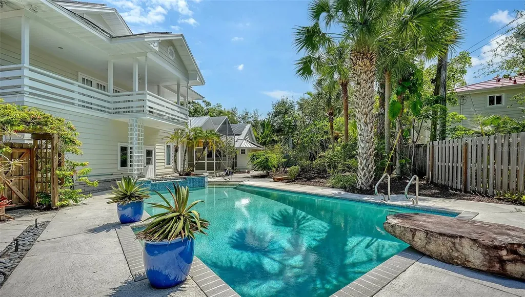 1770 S Oval Drive Sarasota FL 34239