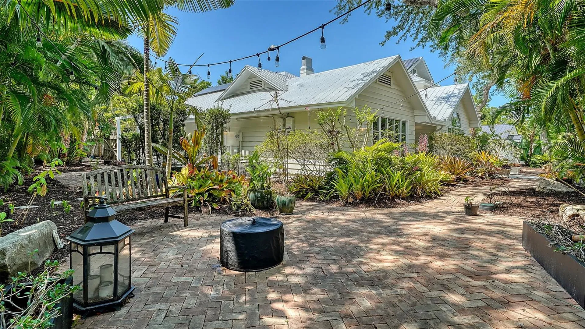 1770 S Oval Drive Sarasota FL 34239