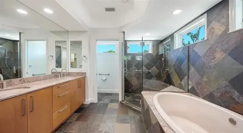 1770 S Oval Drive Sarasota FL 34239