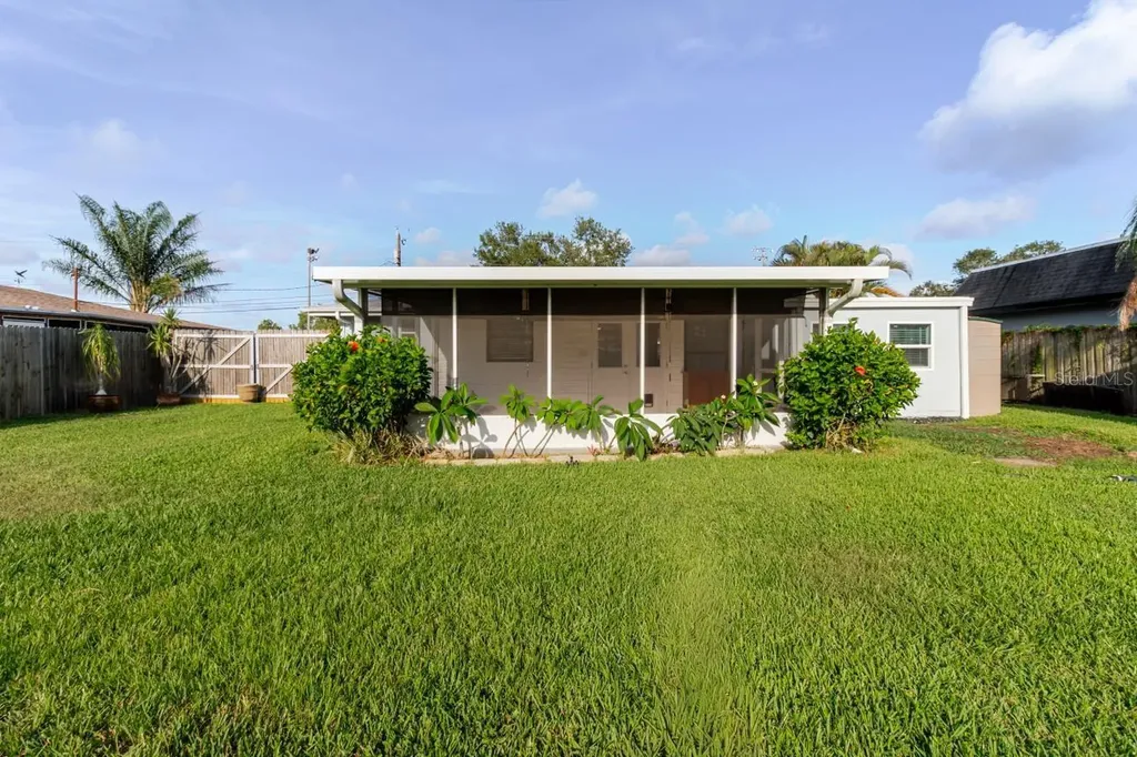 96 New York Avenue Dunedin FL 34698