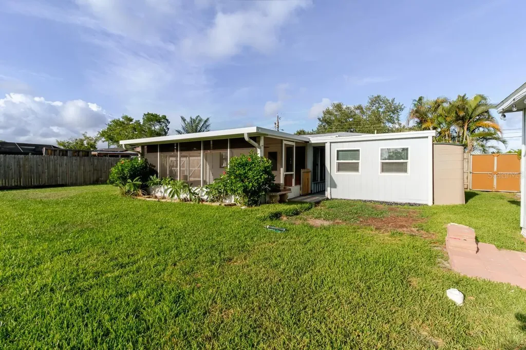 96 New York Avenue Dunedin FL 34698