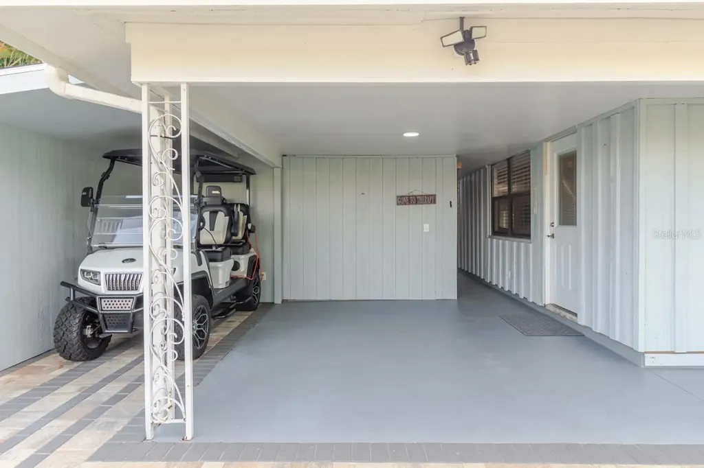 96 New York Avenue Dunedin FL 34698