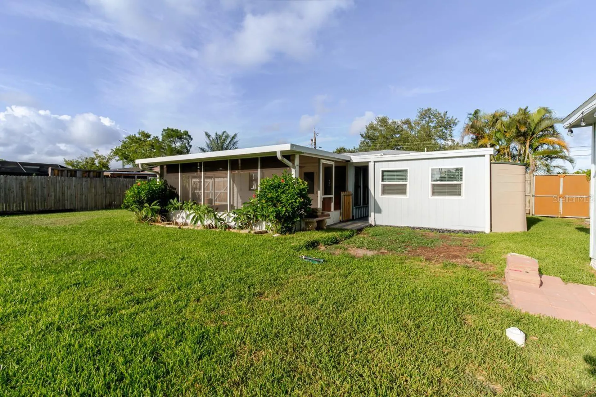 96 New York Avenue Dunedin FL 34698