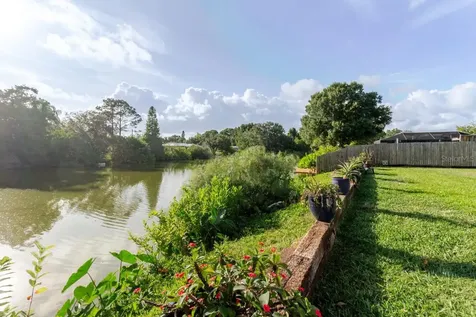 96 New York Avenue Dunedin FL 34698